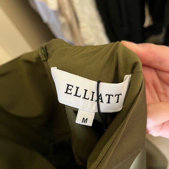 Camo Dress in Khaki
ELLIATT - Picture 5 of 5